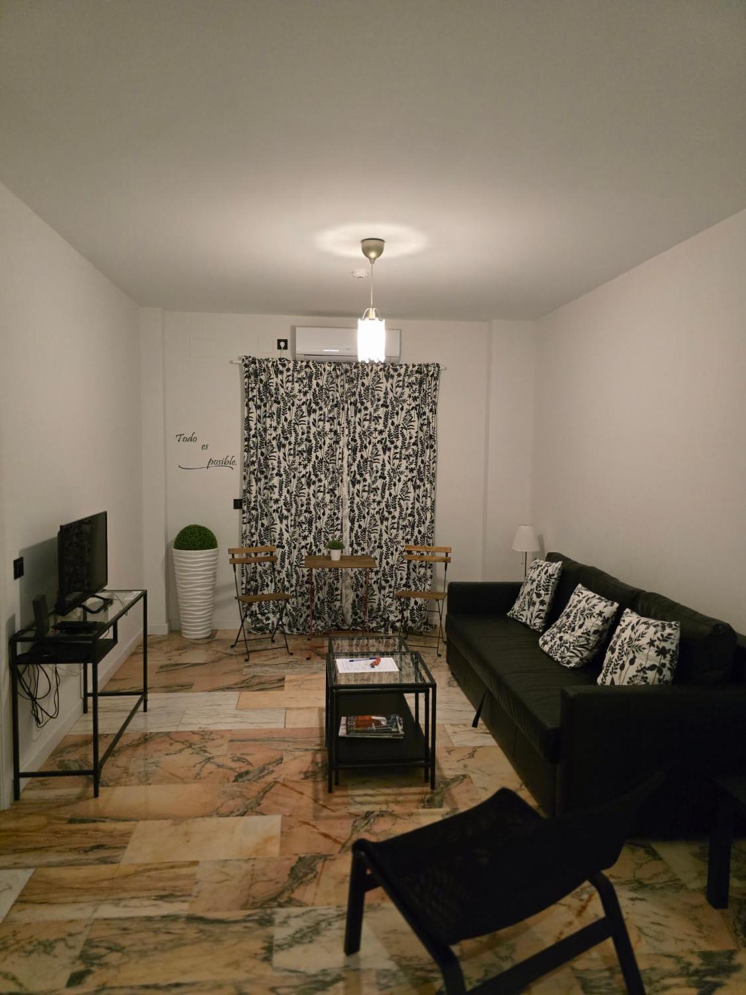 Lhome 세비야 외부 사진