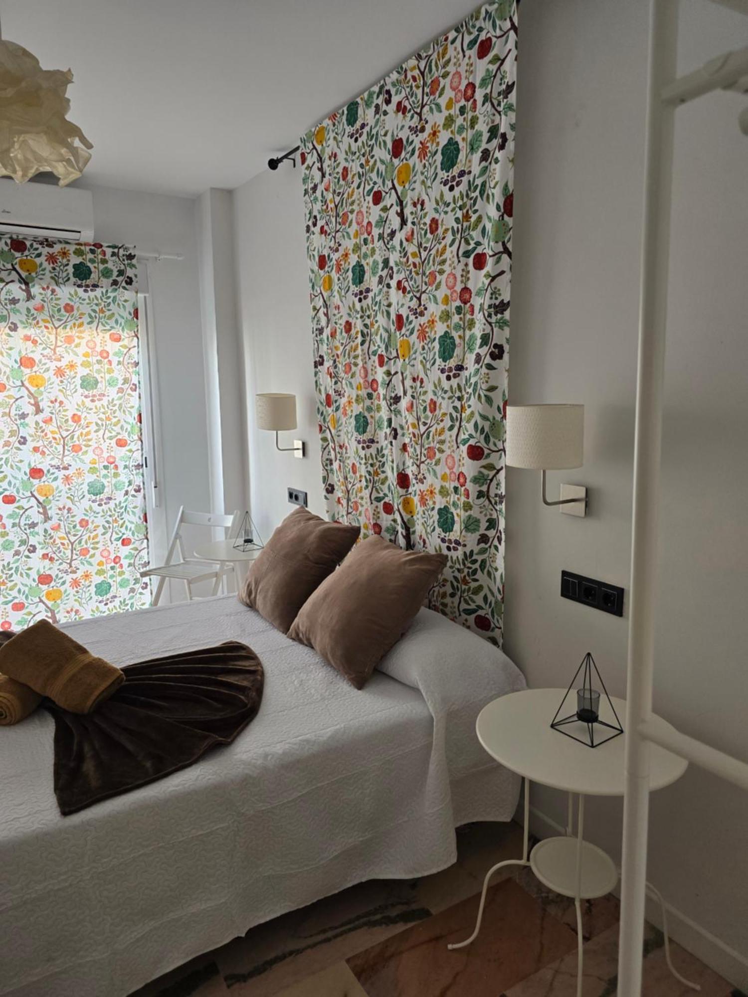 Lhome 세비야 외부 사진